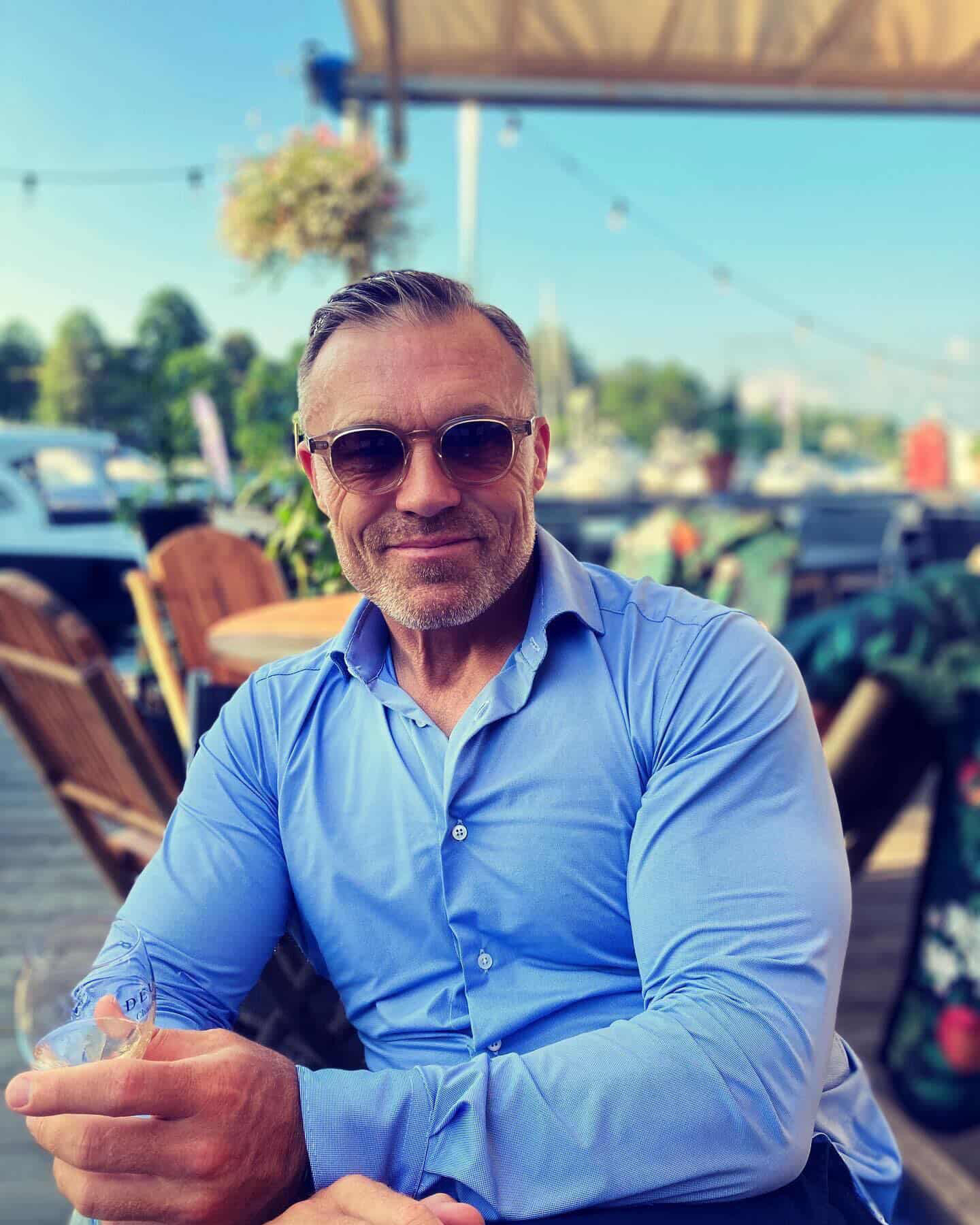 Jerry Månsson — avslappnad portrait